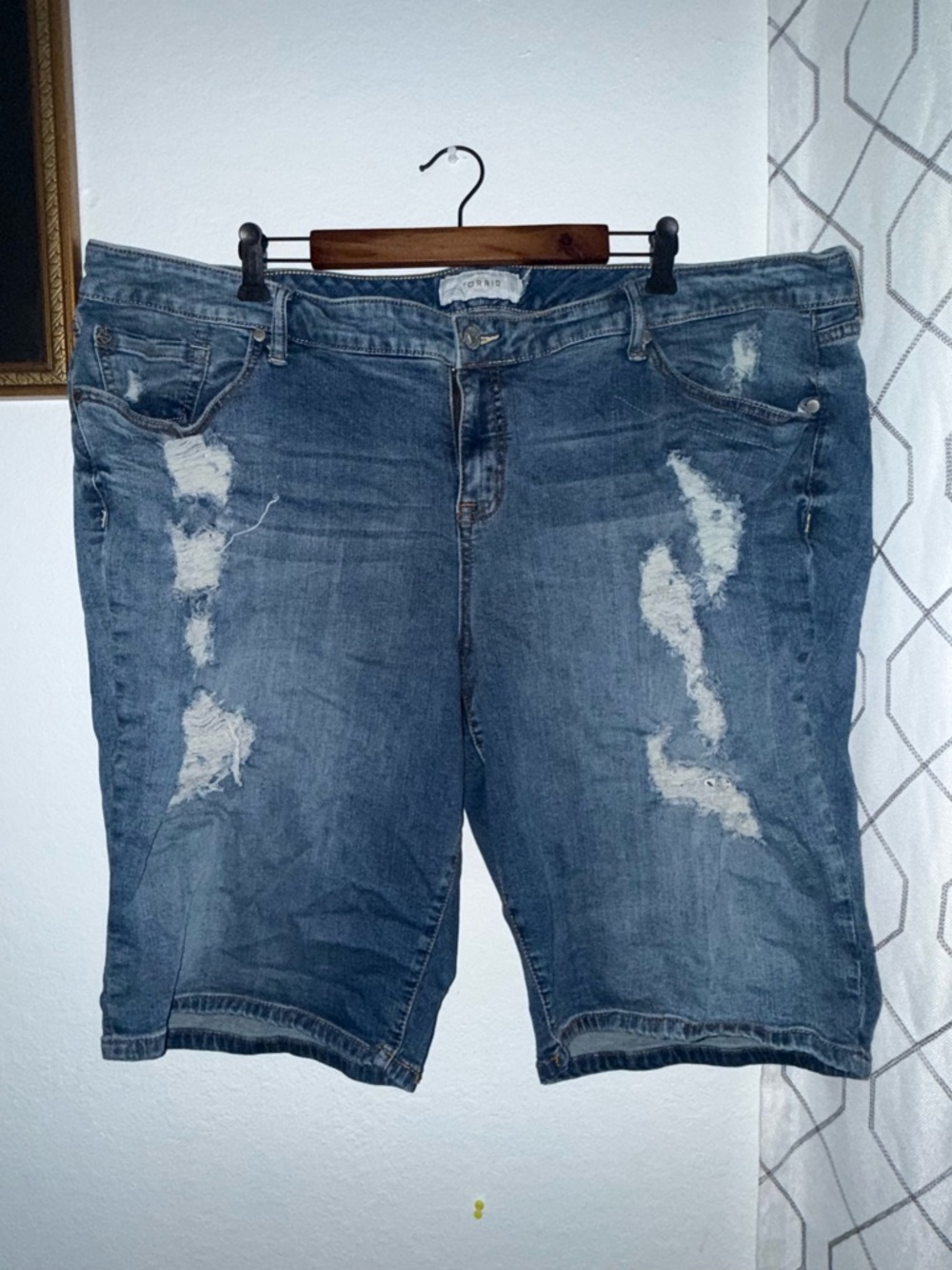 torrid Distressed Denim Bermuda Shorts - Blue